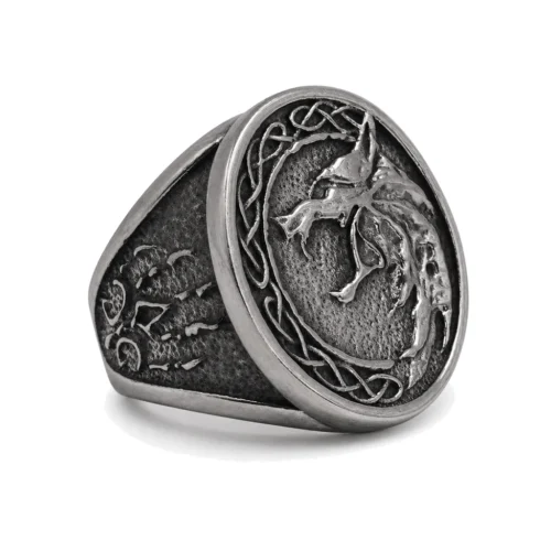 Howling Lobo Wolf Signet Ring
