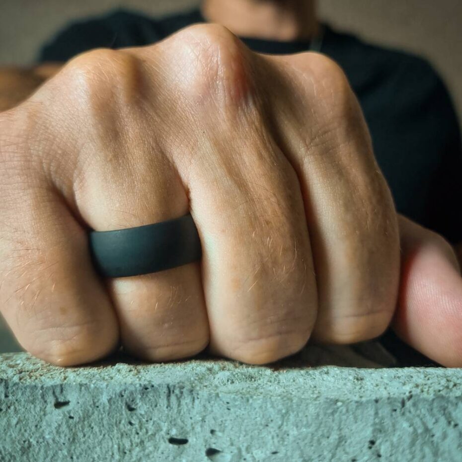 Black Wide Mens Silicone Rings