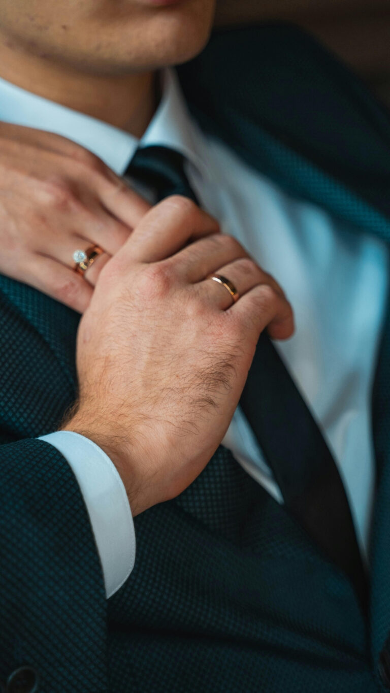 9ct vs 18ct Gold Rings – Which One’s the Right Fit for Aussie Blokes?