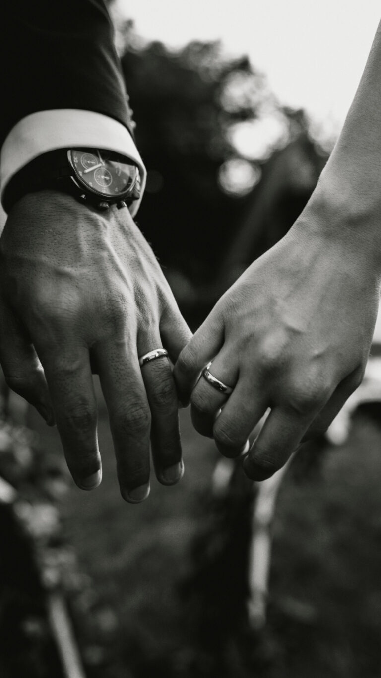 Why Comfort-Fit Wedding Bands Make Sense for Rugged Aussie Men
